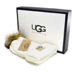 Шапка UGG White